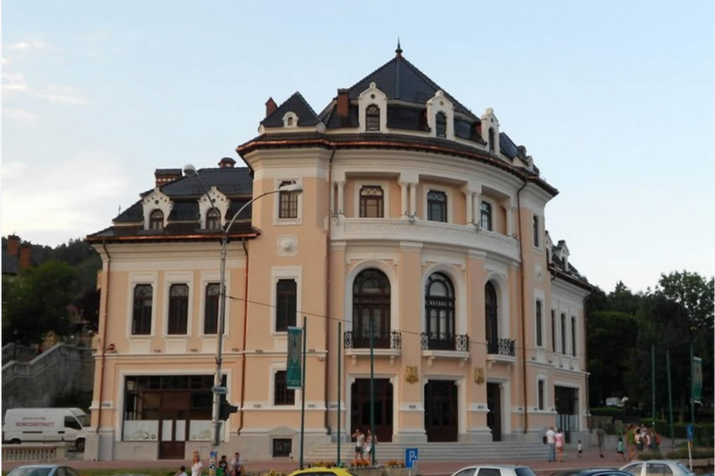 Central Plaza Hotel Karácsonkő Kültér fotó