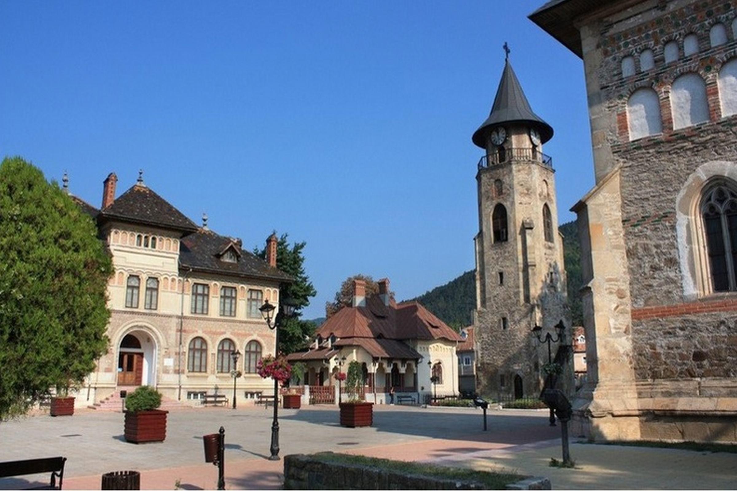 Central Plaza Hotel Karácsonkő Kültér fotó