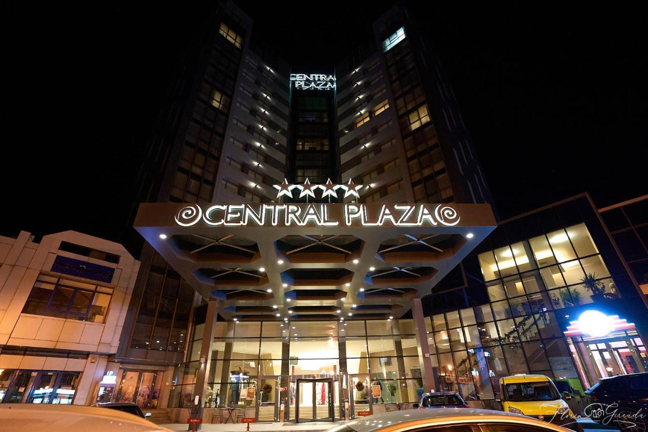 Central Plaza Hotel Karácsonkő Kültér fotó